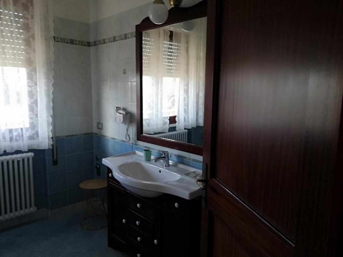 B&B Tra Mare E Marmo Marina Di Carrara Buitenkant foto